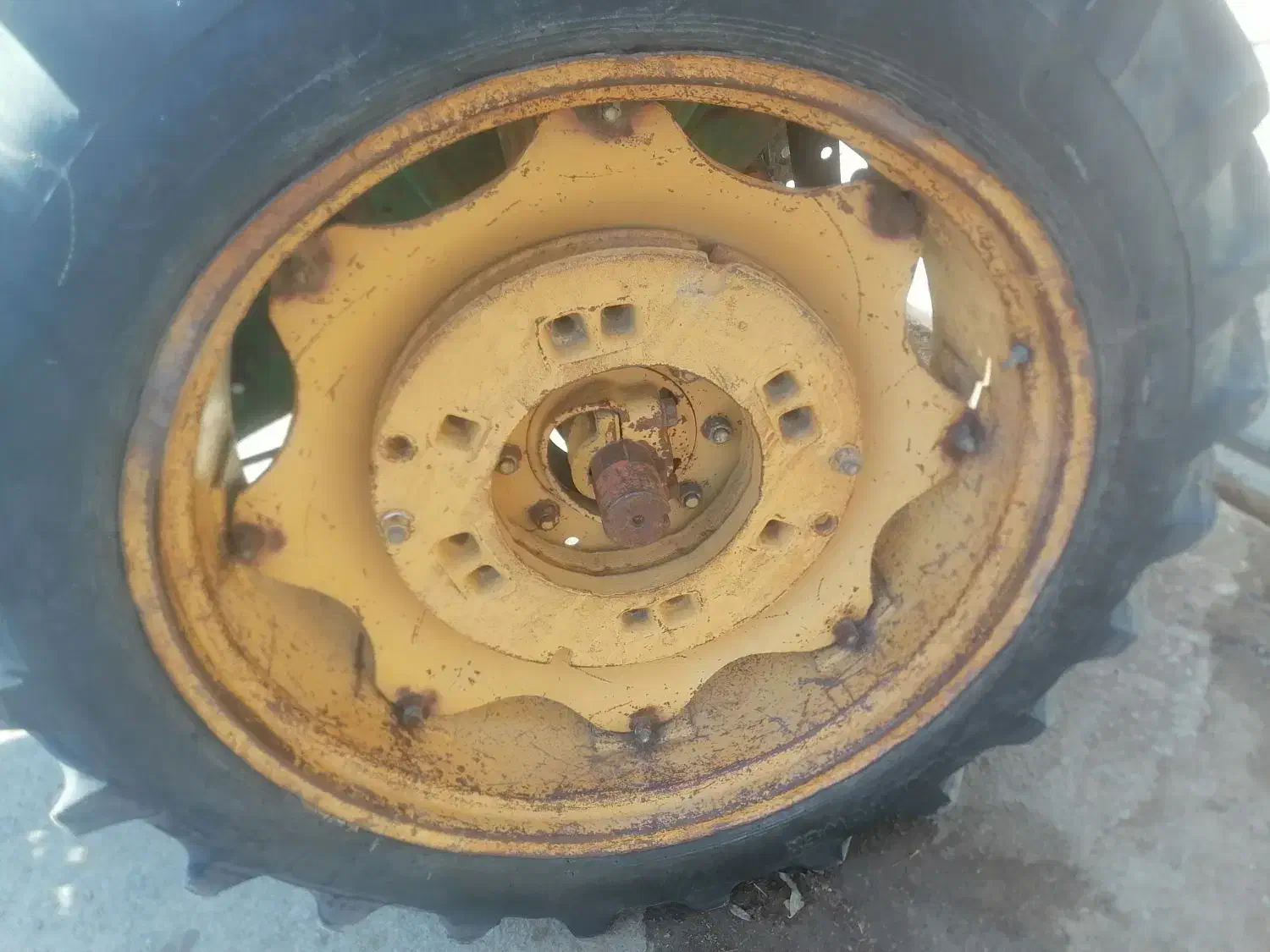 تراکتور ای تی ام جفت فابریک|خودرو سنگین|لاران, |دیوار