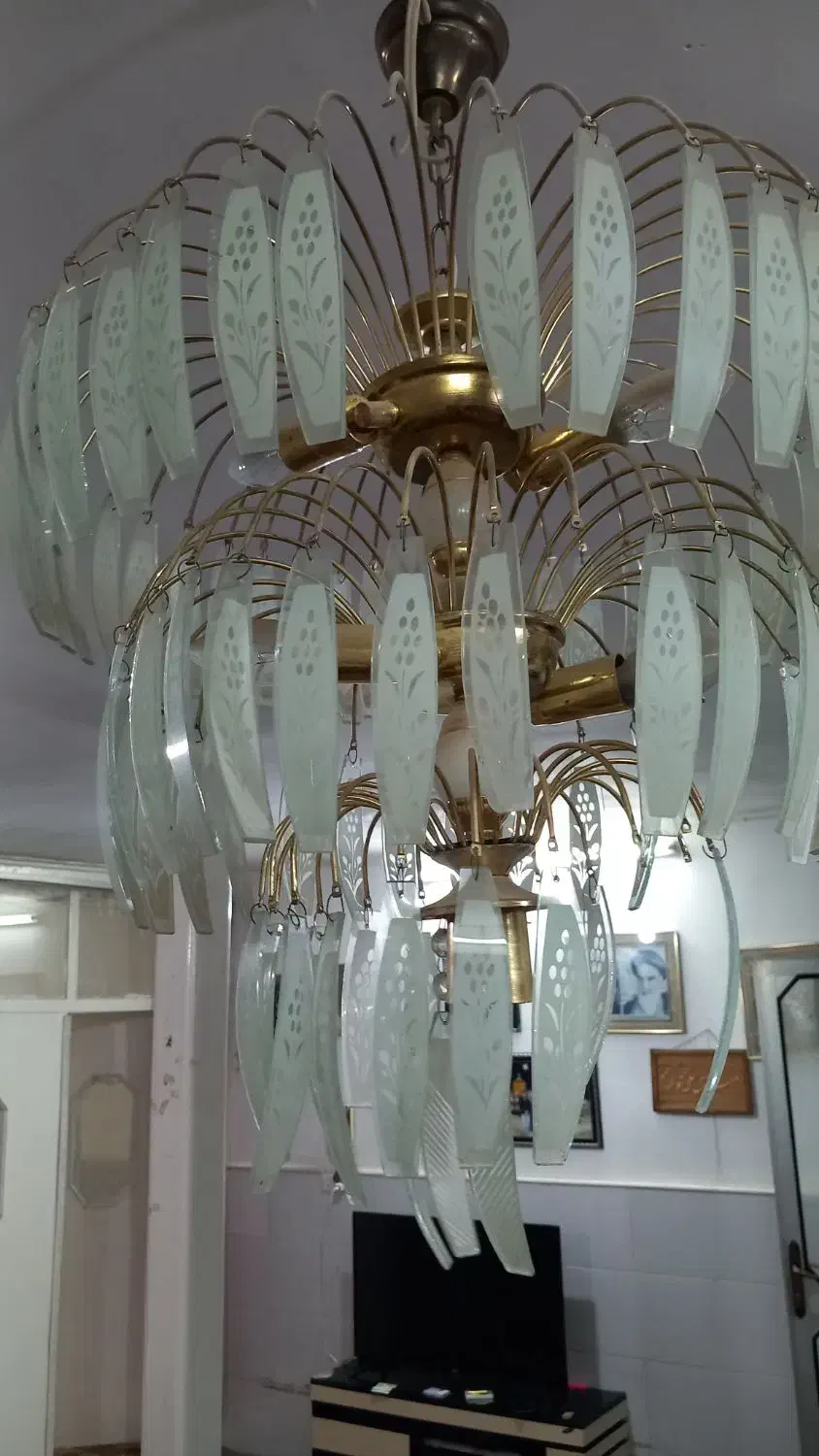 یک جفت لوستر قدیمی|لوستر و چراغ آویز|قم, ناصردیوان|دیوار