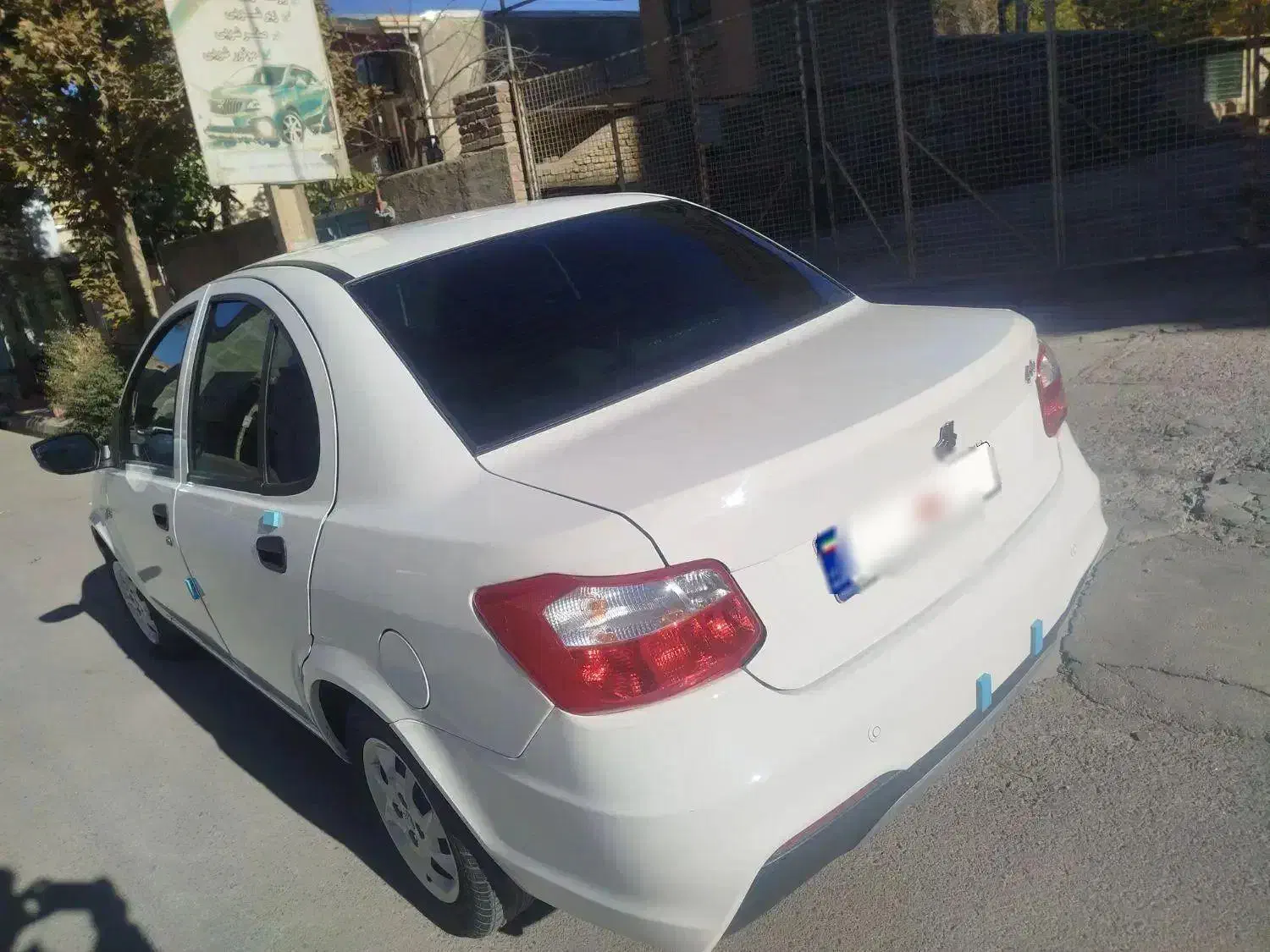 فروش ساینا مدل۴۰۲|خودرو سواری و وانت|تویسرکان, |دیوار