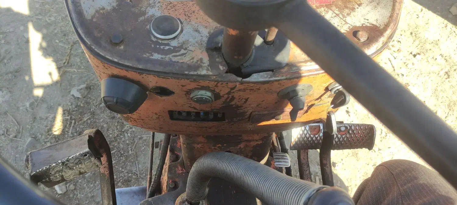 تراکتور رومانی|خودرو سنگین|تخت سلیمان, |دیوار