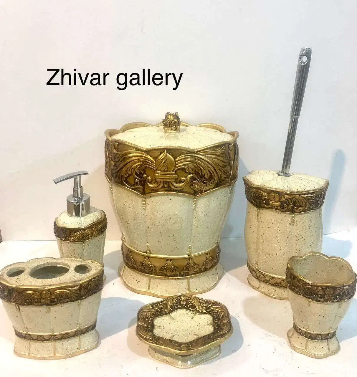 سرویس سطل و فرچه توالت|لوازم سرویس بهداشتی|قم, پردیسان|دیوار