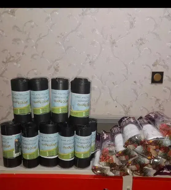 زباله|ظروف نگهدارنده، پلاستیکی، یکبارمصرف|ساوه, |دیوار