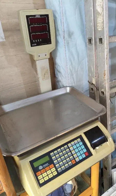 ترازو دیجیتال توزین صدر مدل vista|فروشگاه و مغازه|رشت, دباغیان|دیوار