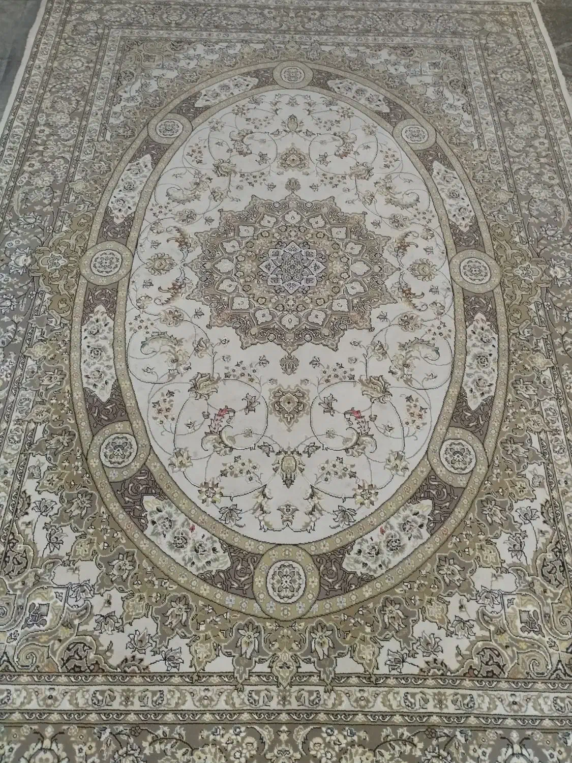 یک جفت فرش ۶ متری ضخیم پر تراکم ۷۰۰ شانه سالم|فرش|هشتگرد, هشتگرد قدیم|دیوار