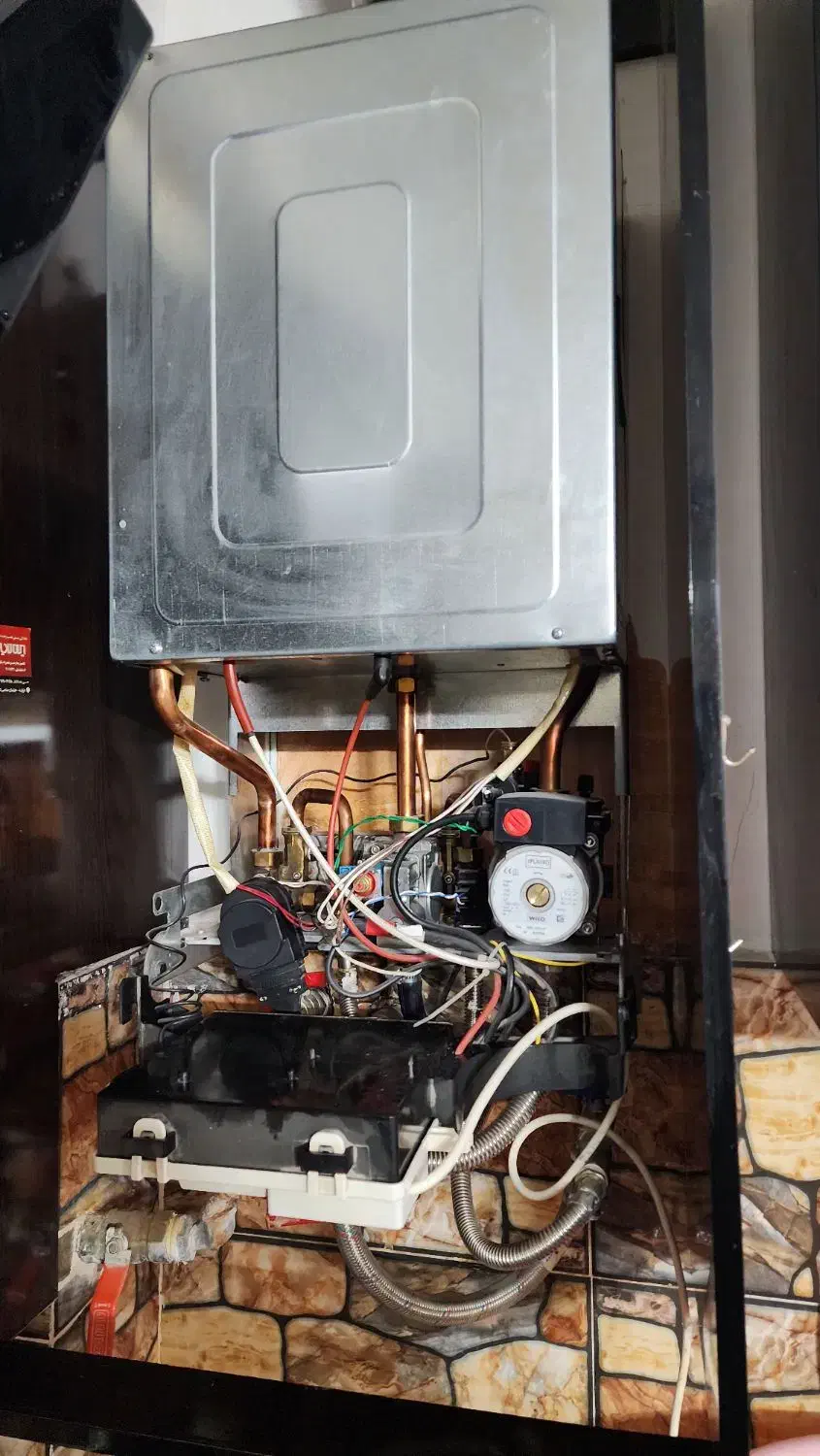 تعمیرات تخصصی پکیج و آبگرمکن تضمینی|خدمات پیشه و مهارت|طرقبه, |دیوار