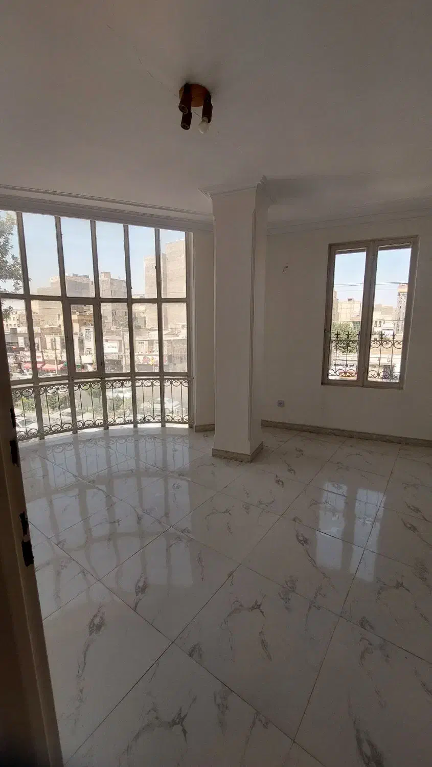 فروش واحد ادارای ۱۳۰ متری|فروش دفتر کار، اتاق اداری، مطب|محمدشهر, محمدشهر|دیوار