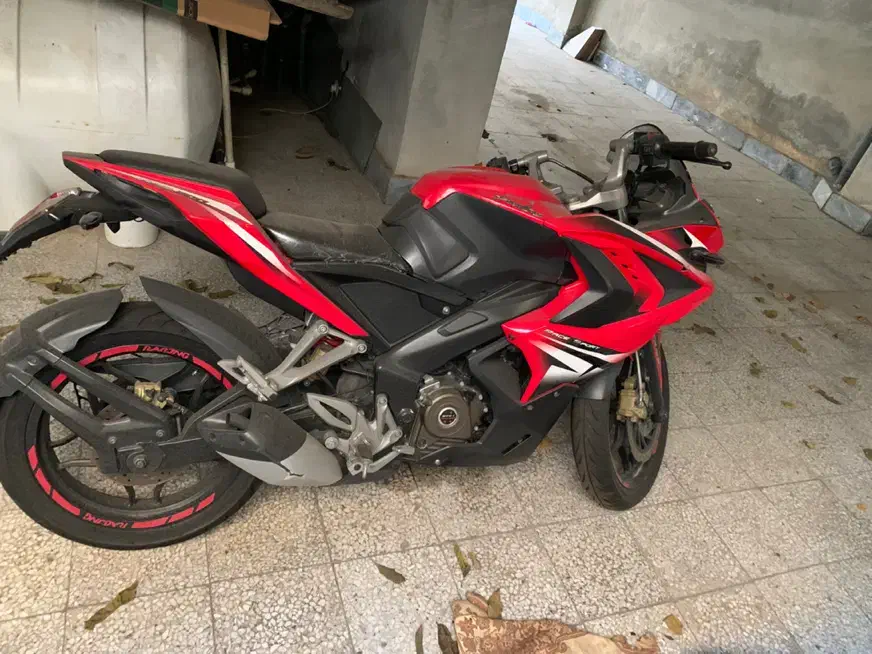 آر اسRs200|موتورسیکلت|رشت, پیرسرا|دیوار