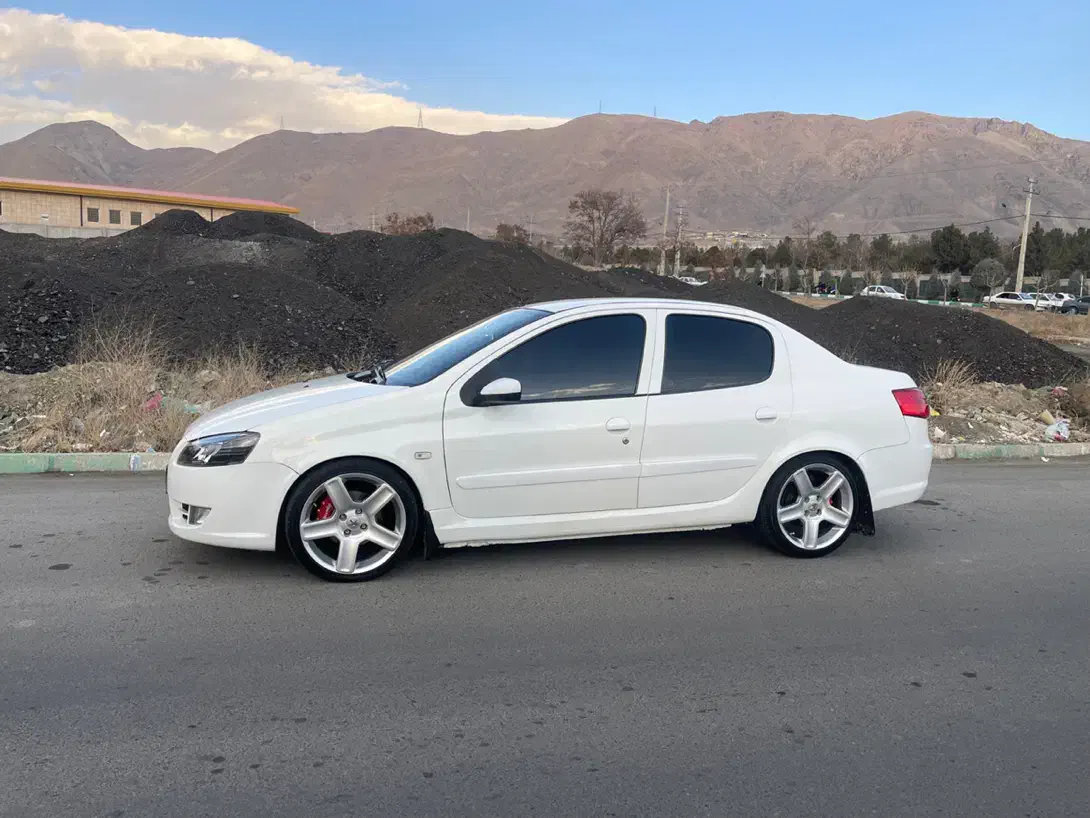 رانا مدل ۱۳۹۲|خودرو سواری و وانت|کرج, اتحاد|دیوار