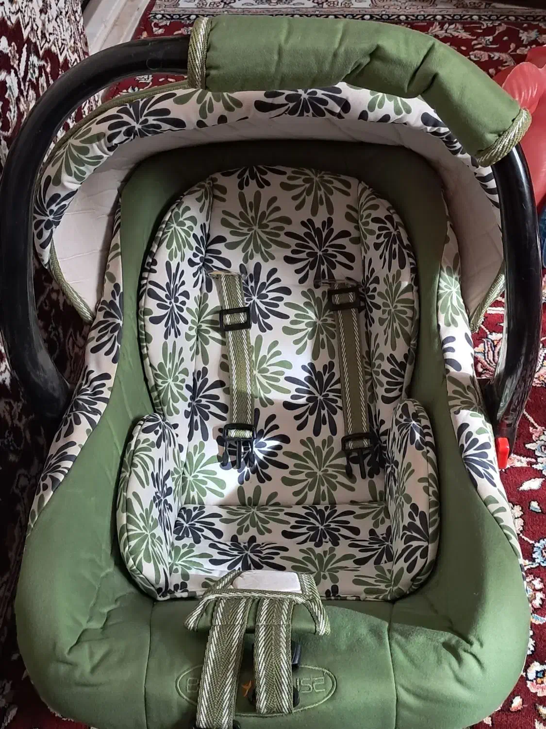 تعدادی وسایل کودک و نوزاد|اسباب و اثاث بچه|کاشان, درب اصفهان|دیوار