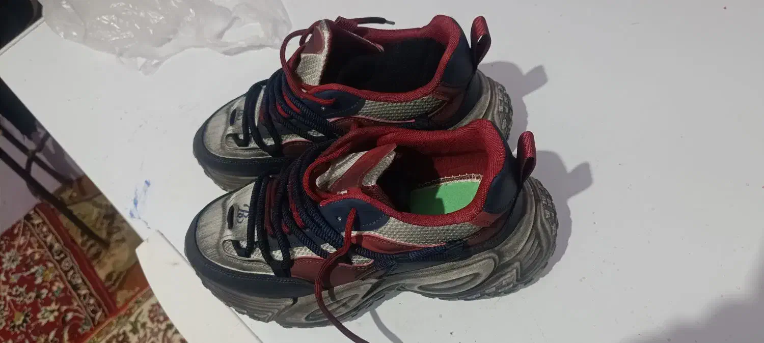 ابادان|کیف، کفش، کمربند|آبادان, |دیوار