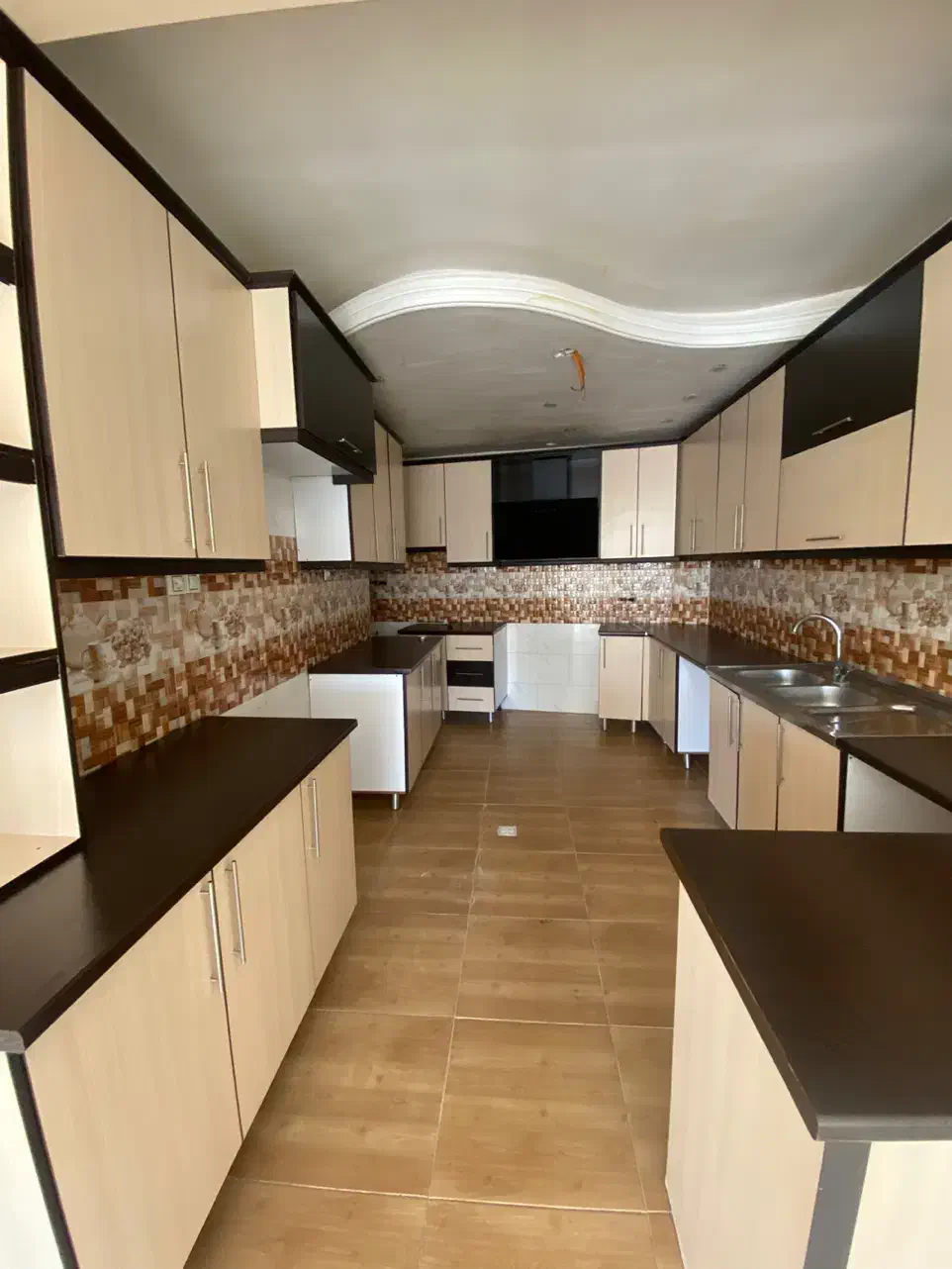 ۱۳۷متر۲خ فول امکانات خوش نقشه شیک سالن پرده۶ساله|اجارهٔ آپارتمان|ورامین, ورامین|دیوار