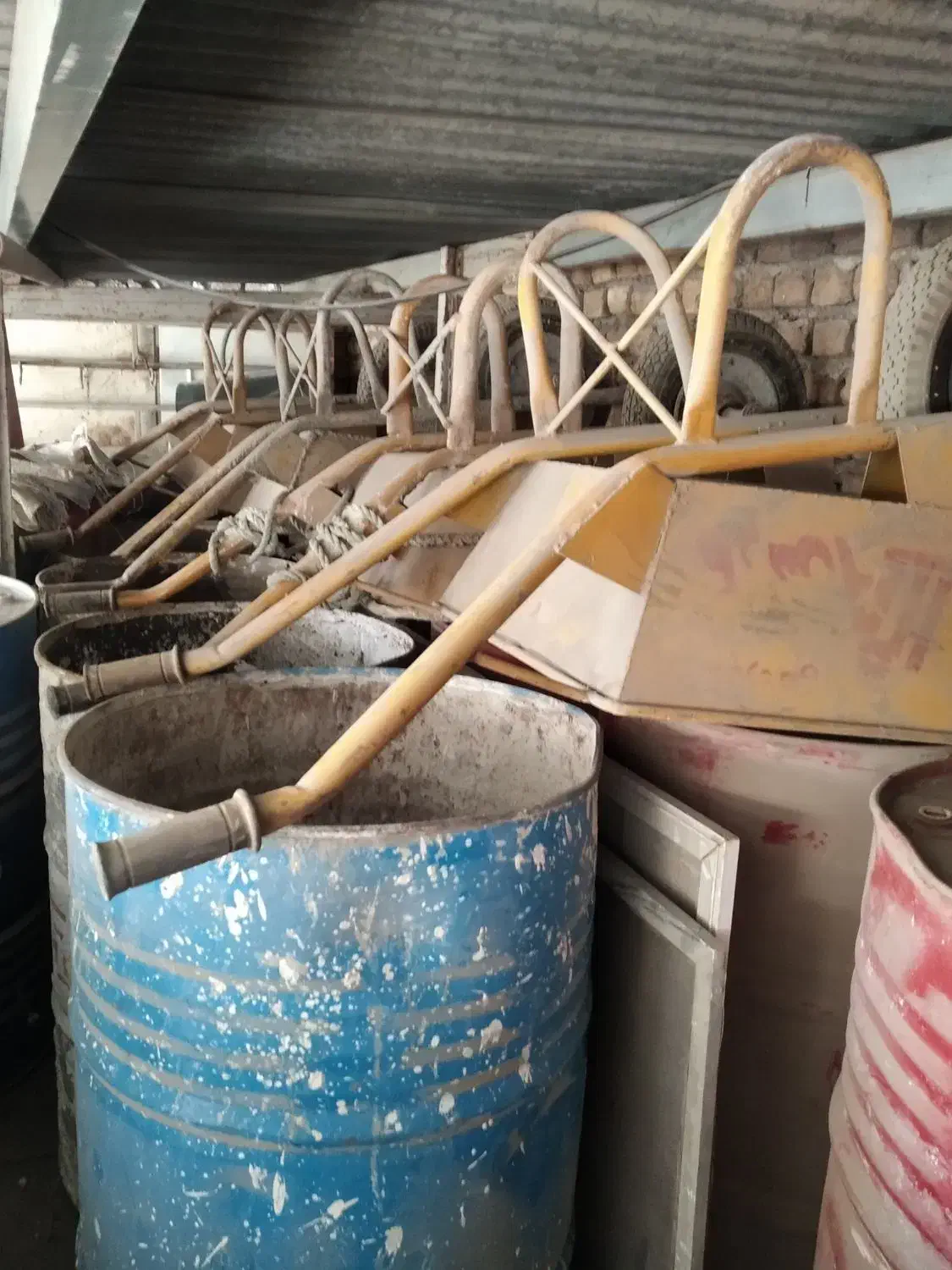 اجاره و خریدو فروش وسایل بنایی تخته بشکه نردبان و.|مصالح و تجهیزات ساختمان|کرج, شهرک بنفشه|دیوار