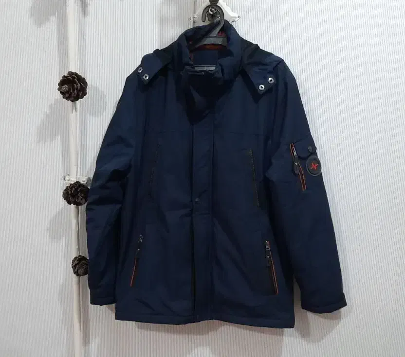 لباس مردانه|لباس|دوگنبدان, |دیوار