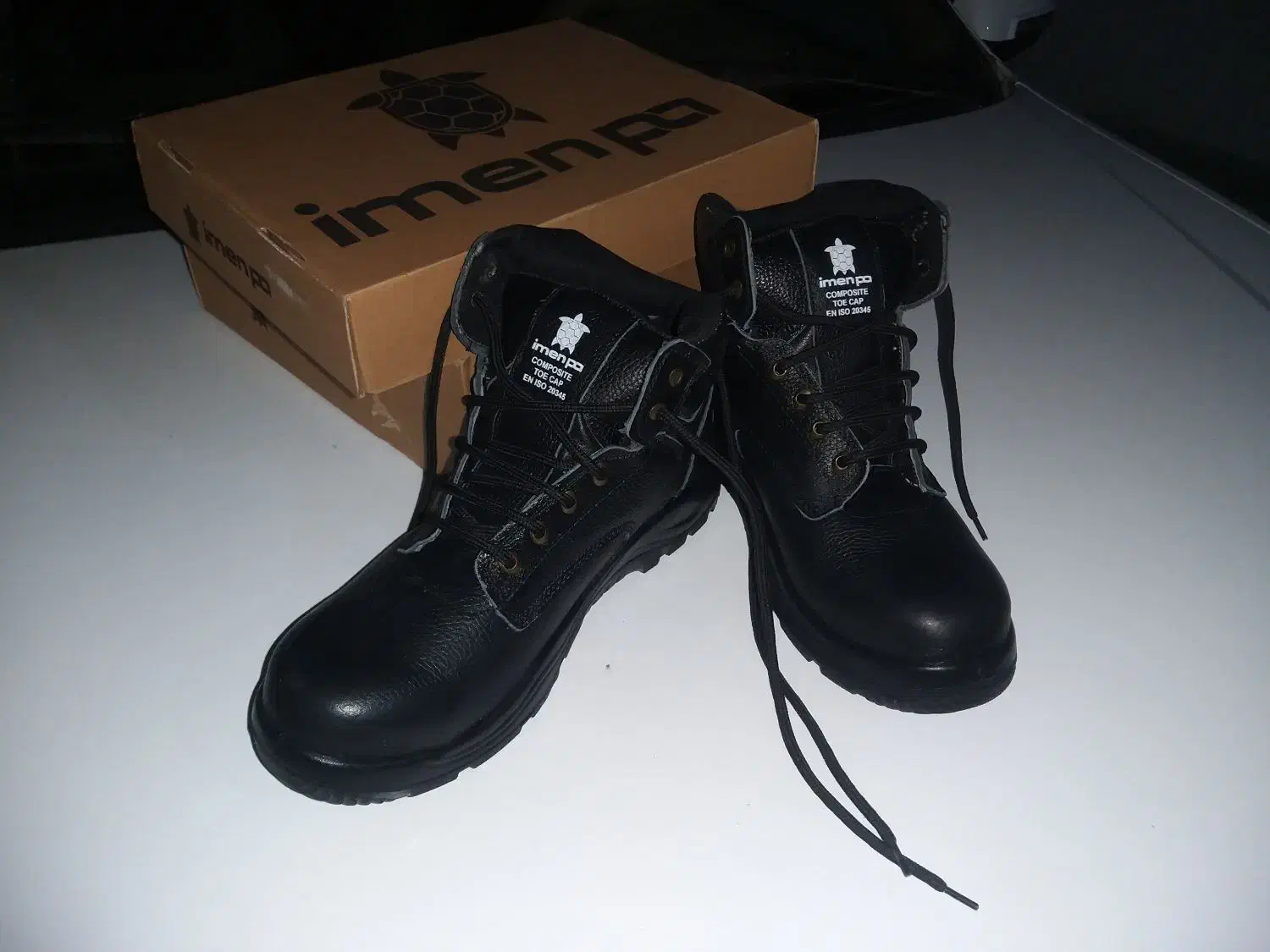 پوتین ایمنی ایمن پا جنس چرم با کیفیت|کیف، کفش، کمربند|ارومیه, |دیوار