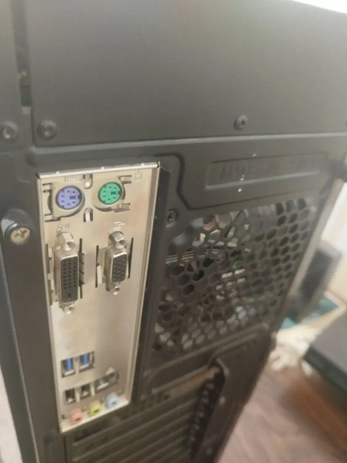 کامپیوتر گیمینگ|رایانه رومیزی|زهک, |دیوار