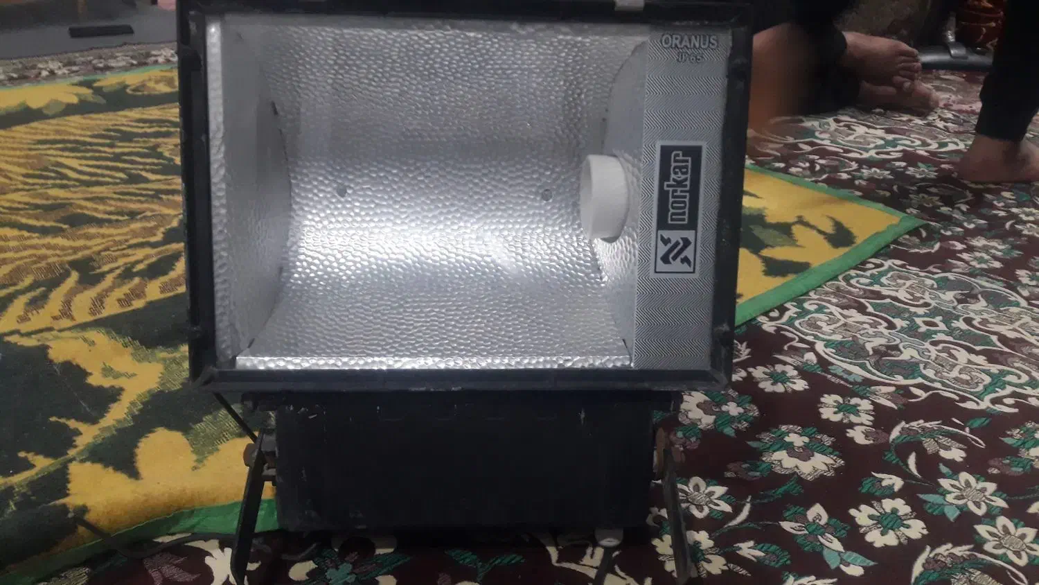 نور افکن خیاری ۴عدد در حد نو|لامپ و چراغ|خرمشهر, |دیوار