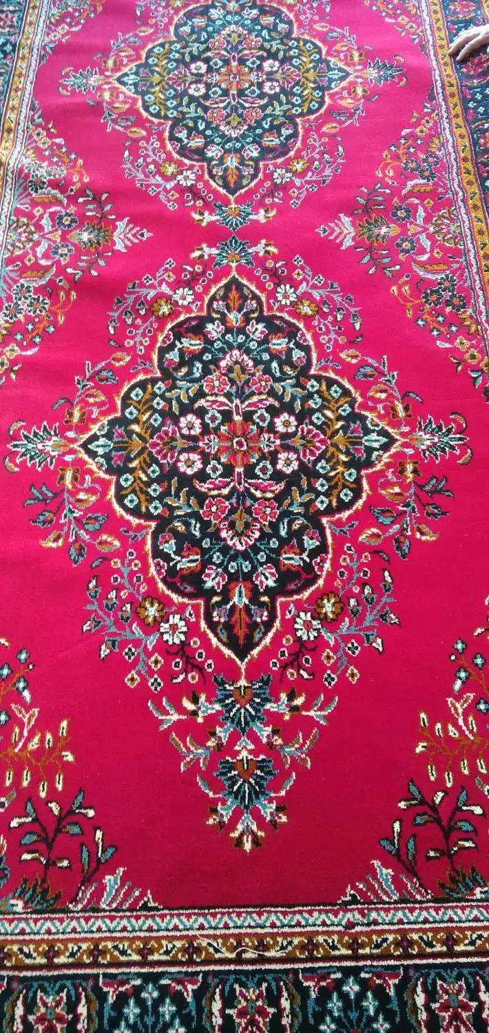 کنار قالی|فرش|قروه, |دیوار