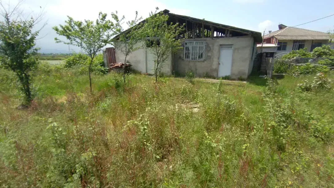 فروش ویلایی قابل بازسازی متراژکل زمین ۲۳۰مترباسند|فروش خانه و ویلا|املش, |دیوار