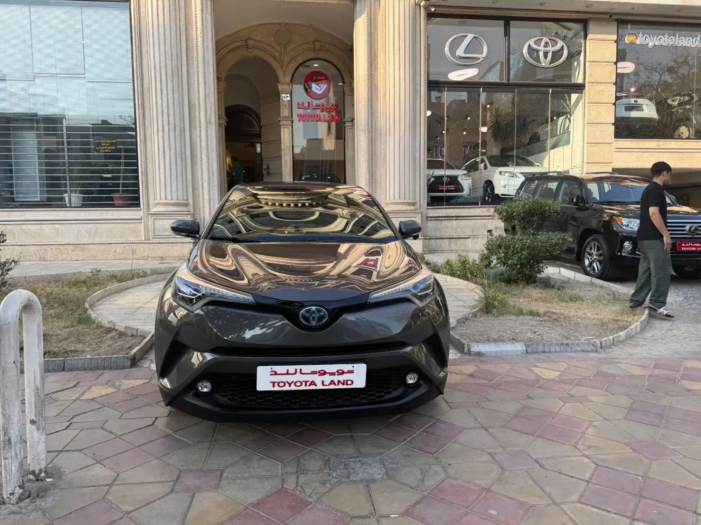 تویوتا CHRمدل۲۰۱۸|خودرو سواری و وانت|تهران, عباس‌آباد|دیوار