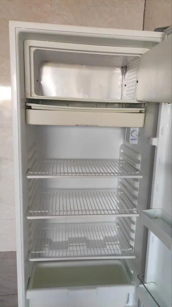 یخچال|یخچال و فریزر|قم, باغ کرباسی|دیوار