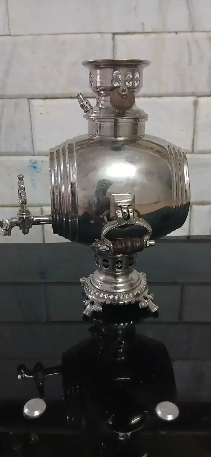 سماور مدل بشکه ای|کلکسیون اشیاء عتیقه|قم, شهدا|دیوار