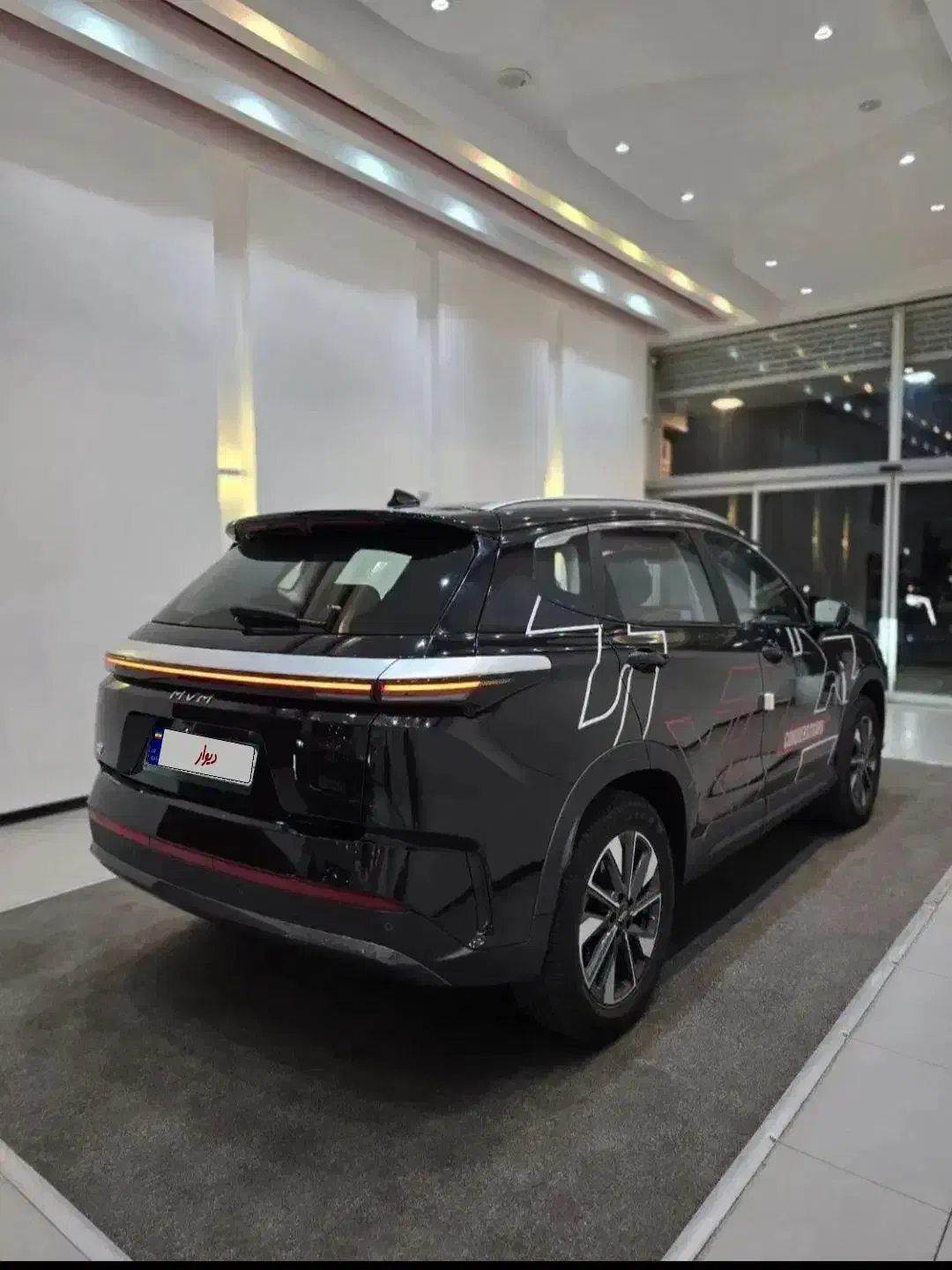 x77|خودرو سواری و وانت|شیراز, انجیر|دیوار