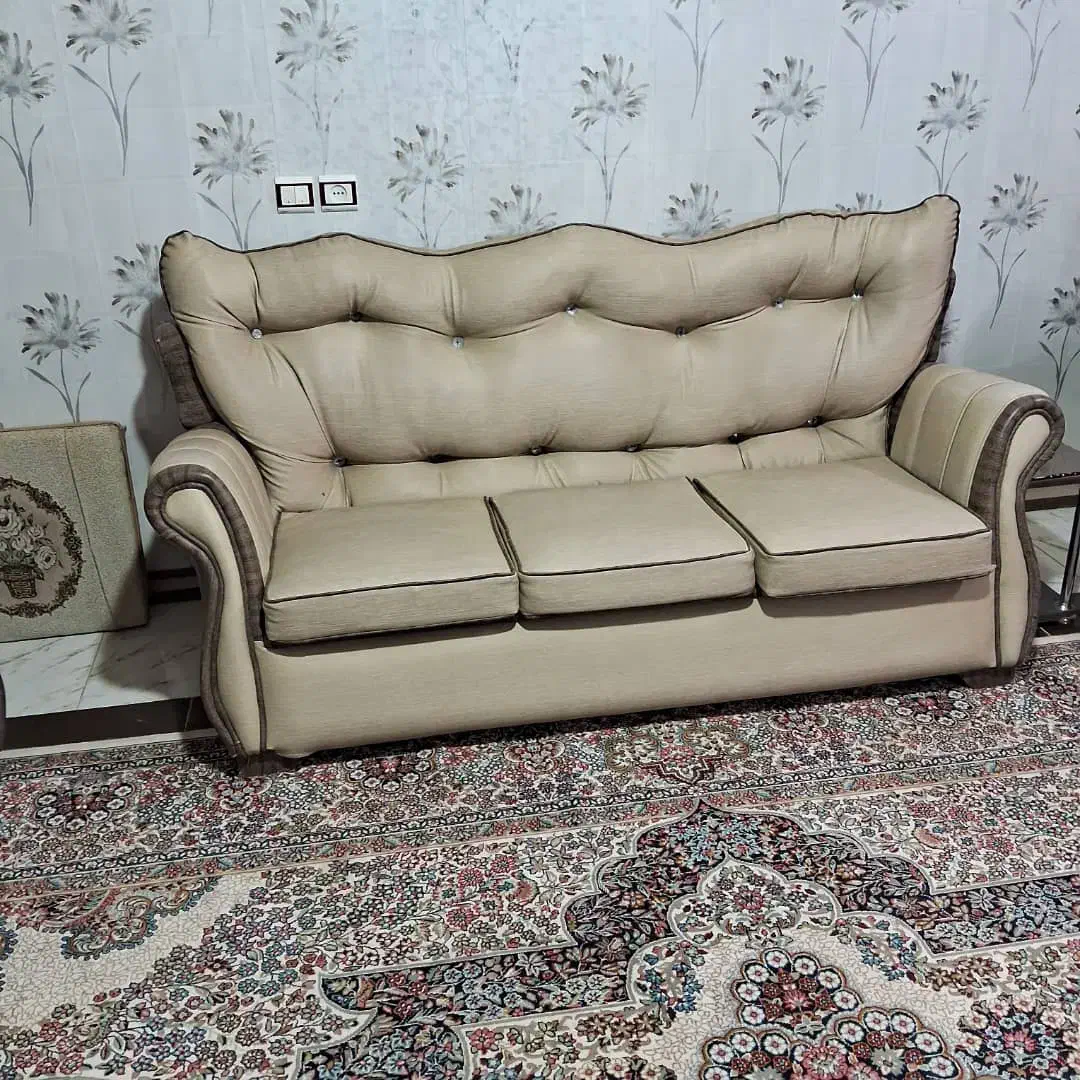 مبل راحتی دست دوم تمیز|مبلمان خانگی و میز عسلی|نجفآباد, مزرعه طالب|دیوار
