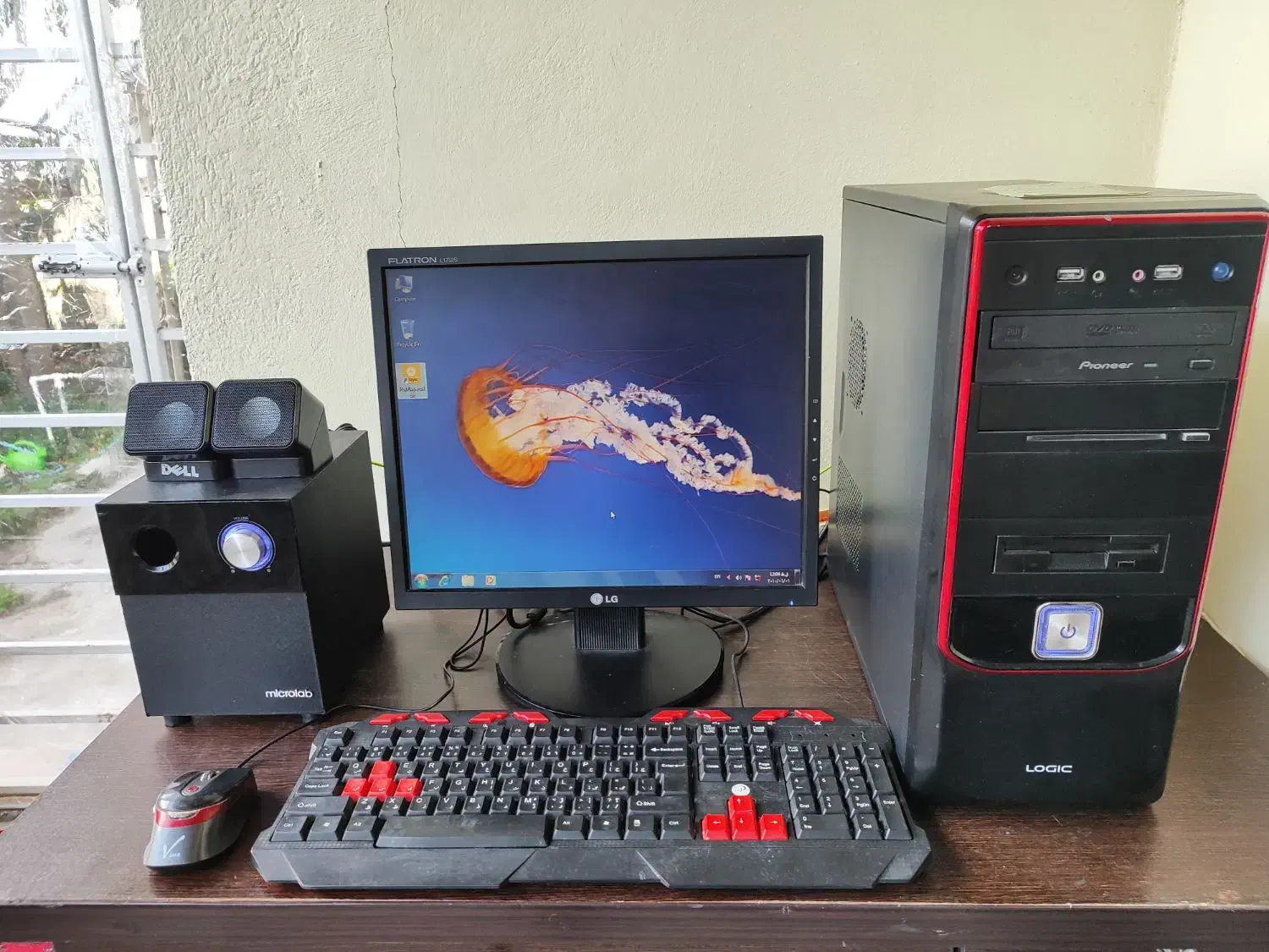 کامپیوتر ۴هسته رم ۸ ddr3 هارد ۵۰۰ و گرافیک ۱|رایانه رومیزی|چالوس, |دیوار