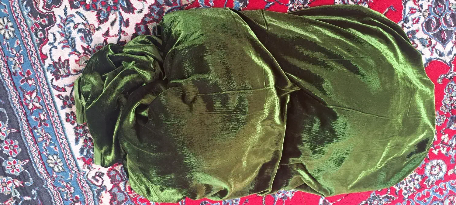 پارچه لباس لری ابریشم|لباس|لردگان, |دیوار