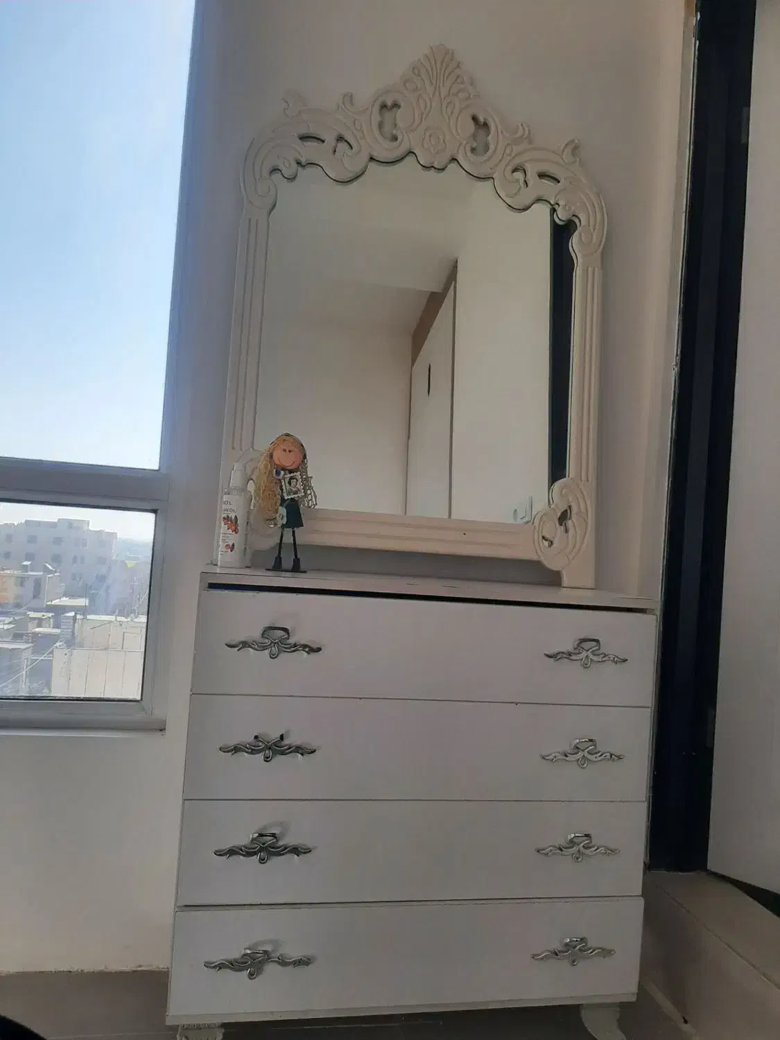 میز دراور|جاکفشی، کمد، دراور|تاکستان, |دیوار