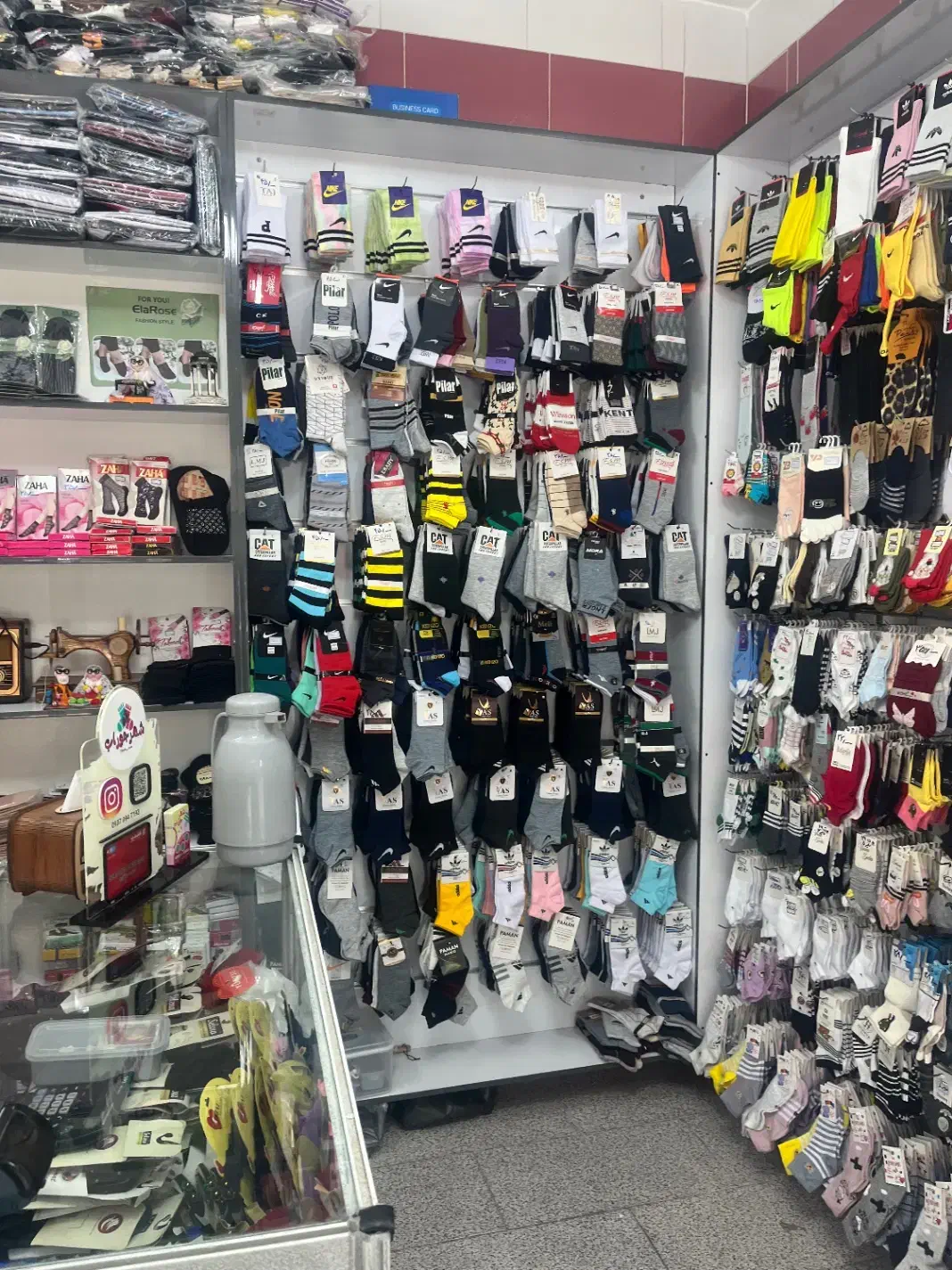 فروشگاه شهر جوراب|لباس|خمینی‌شهر, |دیوار