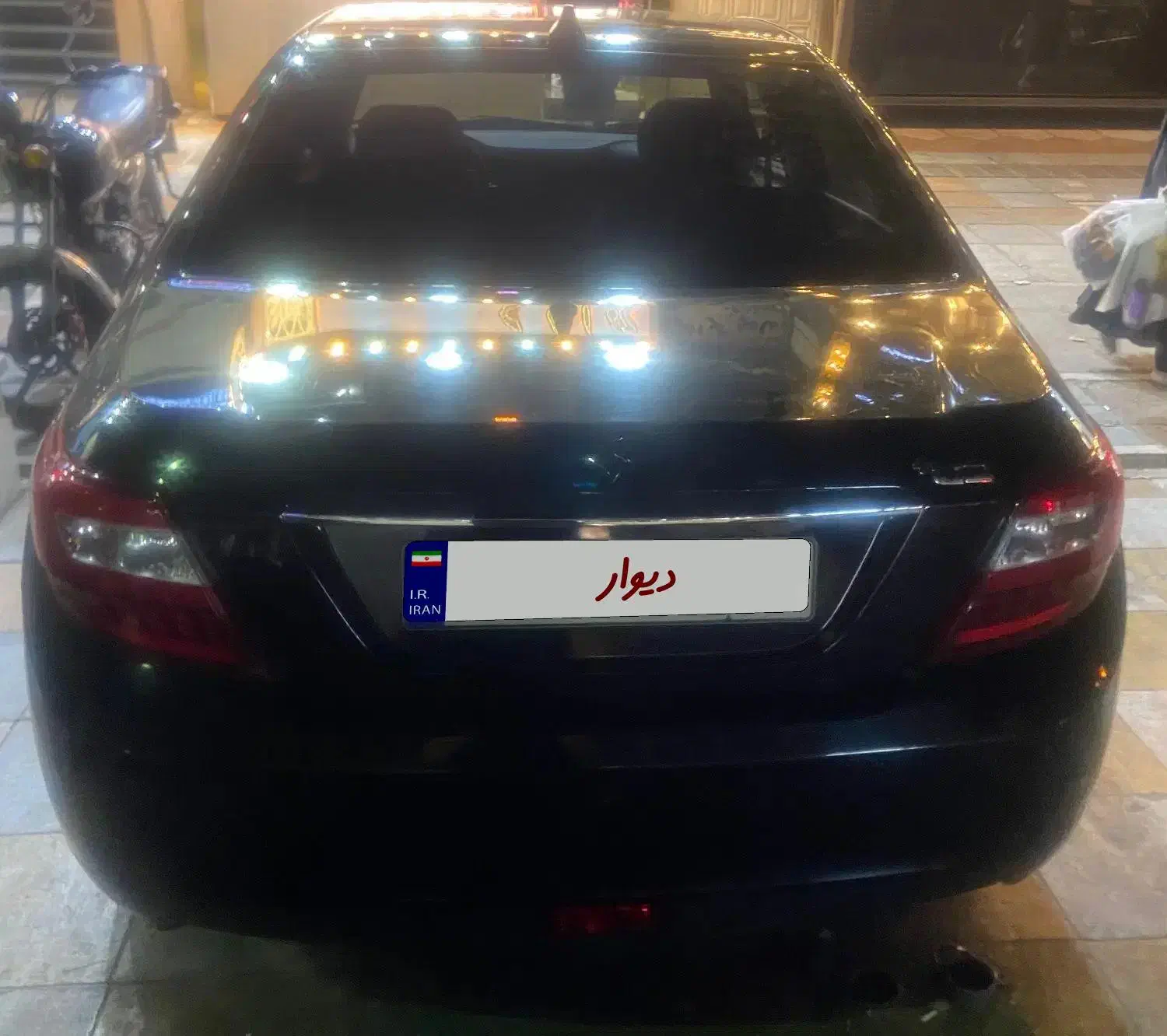 دنا پلاس ۶ دنده ۴۰۳|خودرو سواری و وانت|تهران, نازی‌آباد|دیوار