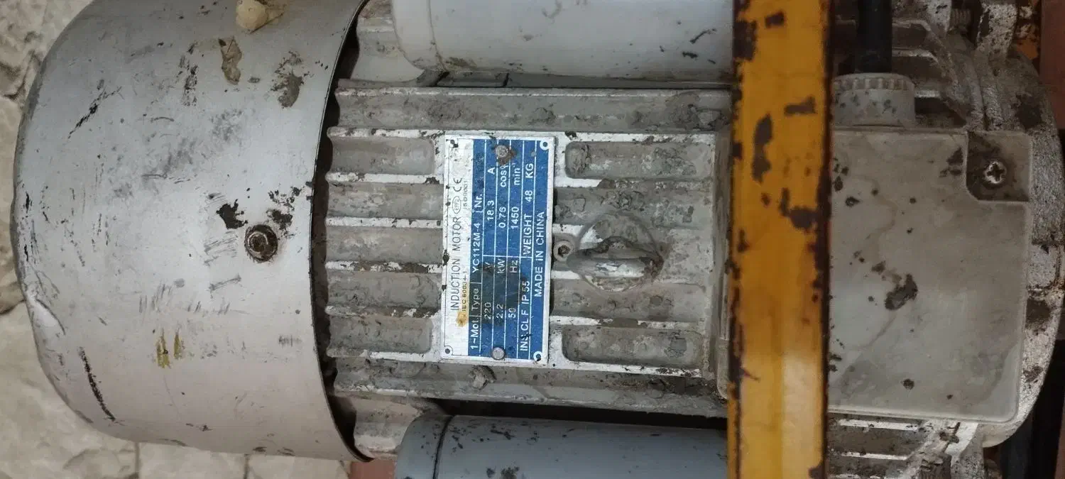 بالابر ساختمانی فروشی.|مصالح و تجهیزات ساختمان|ایلام, |دیوار