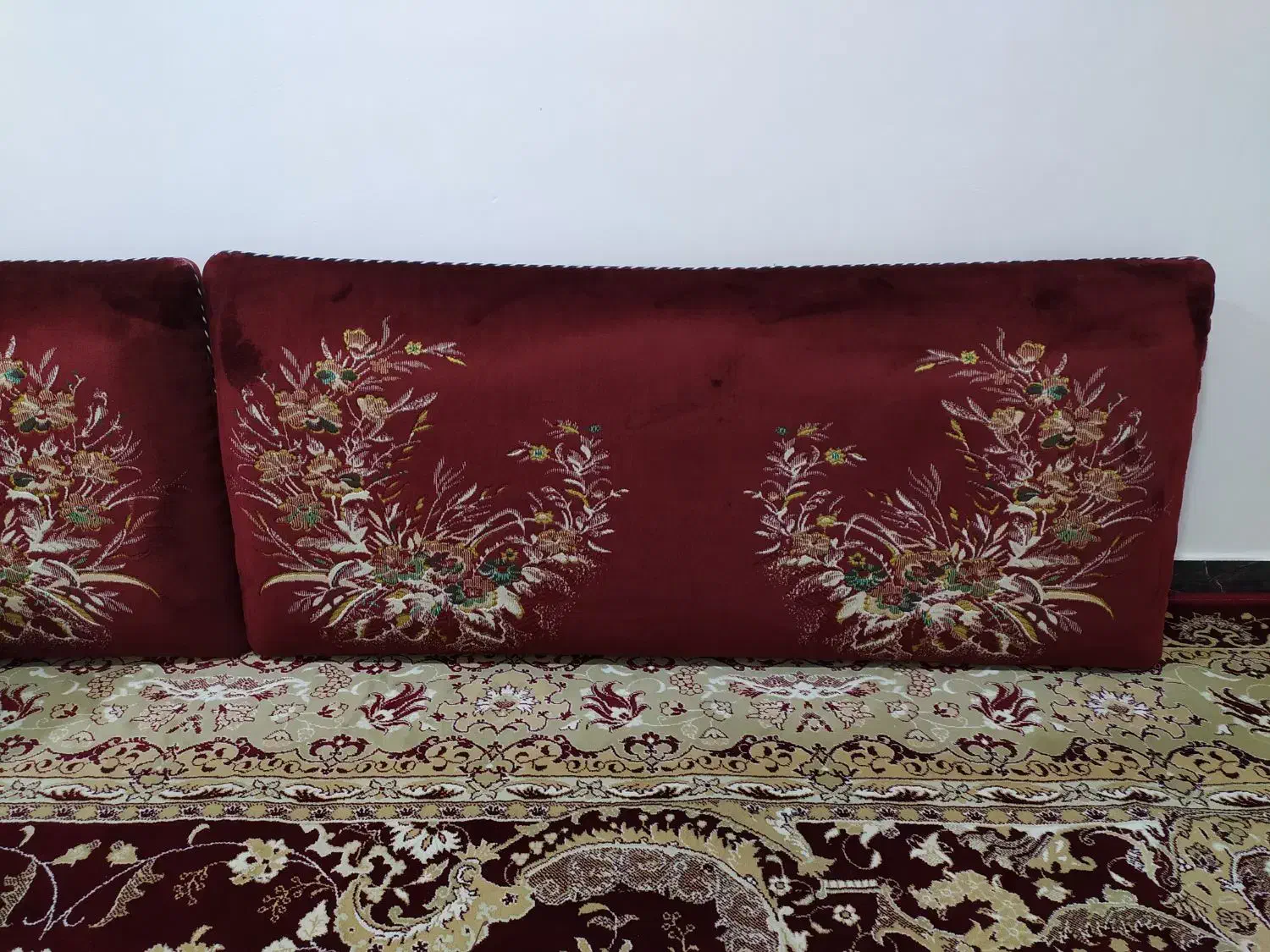 یک جفت پشتی|پشتی|بندر ماهشهر, |دیوار