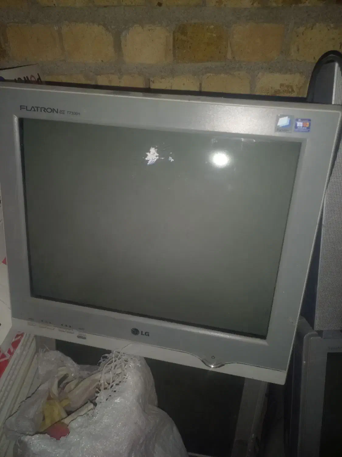 مانیتور crt|قطعات و لوازم جانبی رایانه|خرمآباد, |دیوار