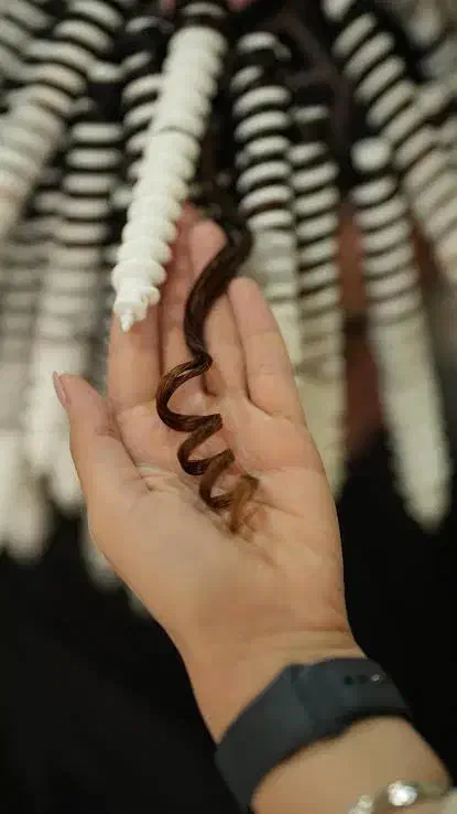 آموزش تخصصی فردائم و احیای موی فر|خدمات آرایشگری و زیبایی|قم, سالاریه|دیوار