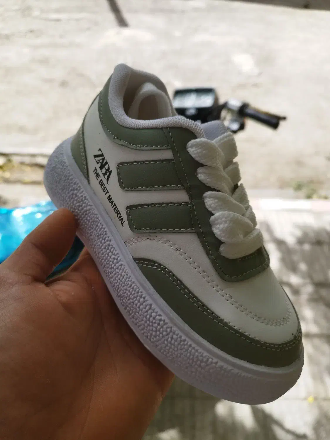 کفش اسپرت|کفش و لباس بچه|پاکدشت, پاکدشت (مامازند)|دیوار