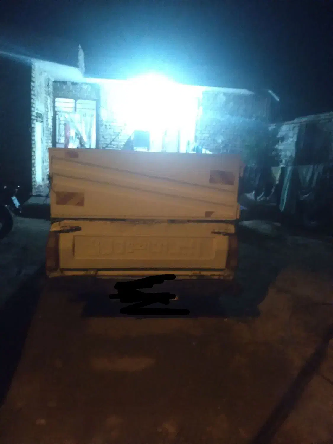 وانت|خودرو سواری و وانت|تربت جام, میان جام|دیوار