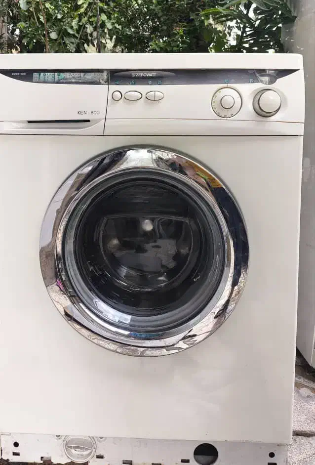 فروش ماشین لبایشویی زیر و وات ایتالیایی|ماشین لباسشویی و خشک‌کن لباس|فولادشهر, C1|دیوار