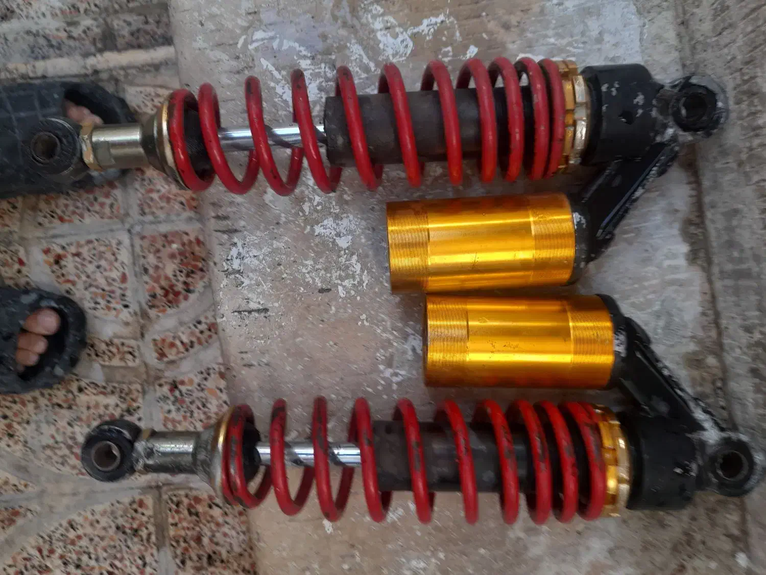 کمک فنر گازی موتور|قطعات یدکی و لوازم جانبی|شهریار, شهرک بهاران (ویره)|دیوار