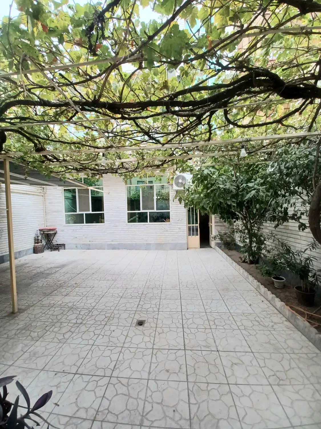 آپارتمان ۱۰۰ متری دو طبقه اندیشه املاک خانپور|فروش آپارتمان|تبریز, |دیوار