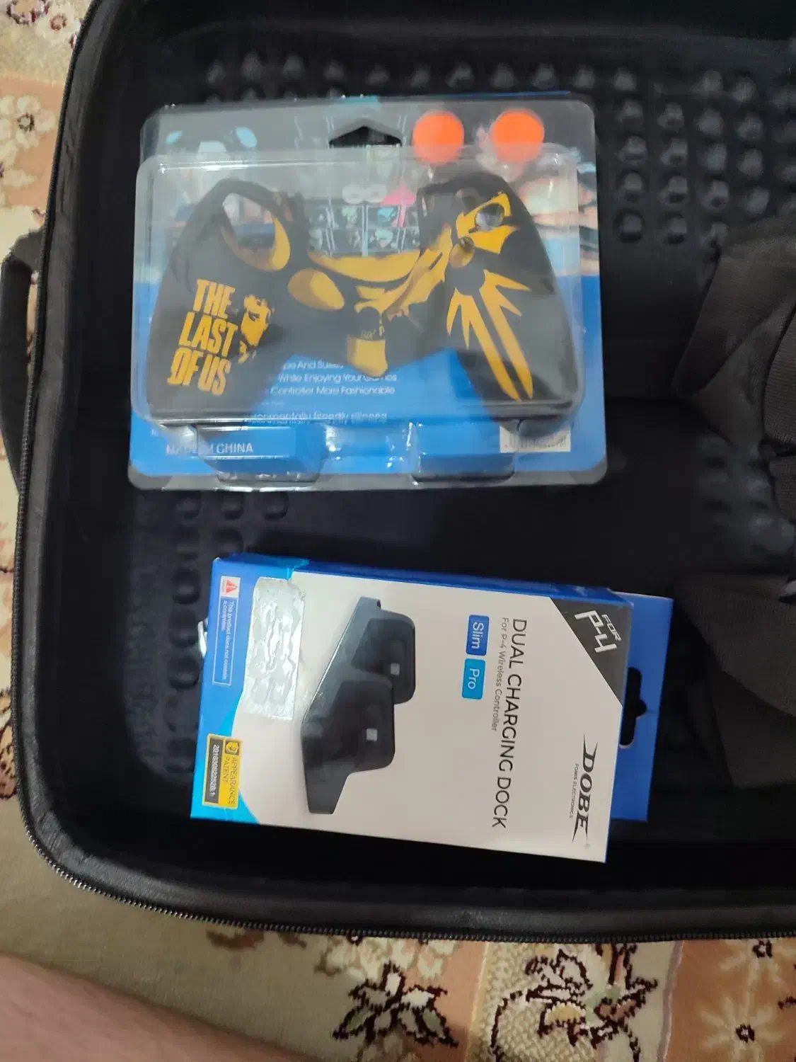 پایه شارژ و کاور دسته ps4|کنسول، بازی ویدئویی و آنلاین|کرمانشاه, |دیوار