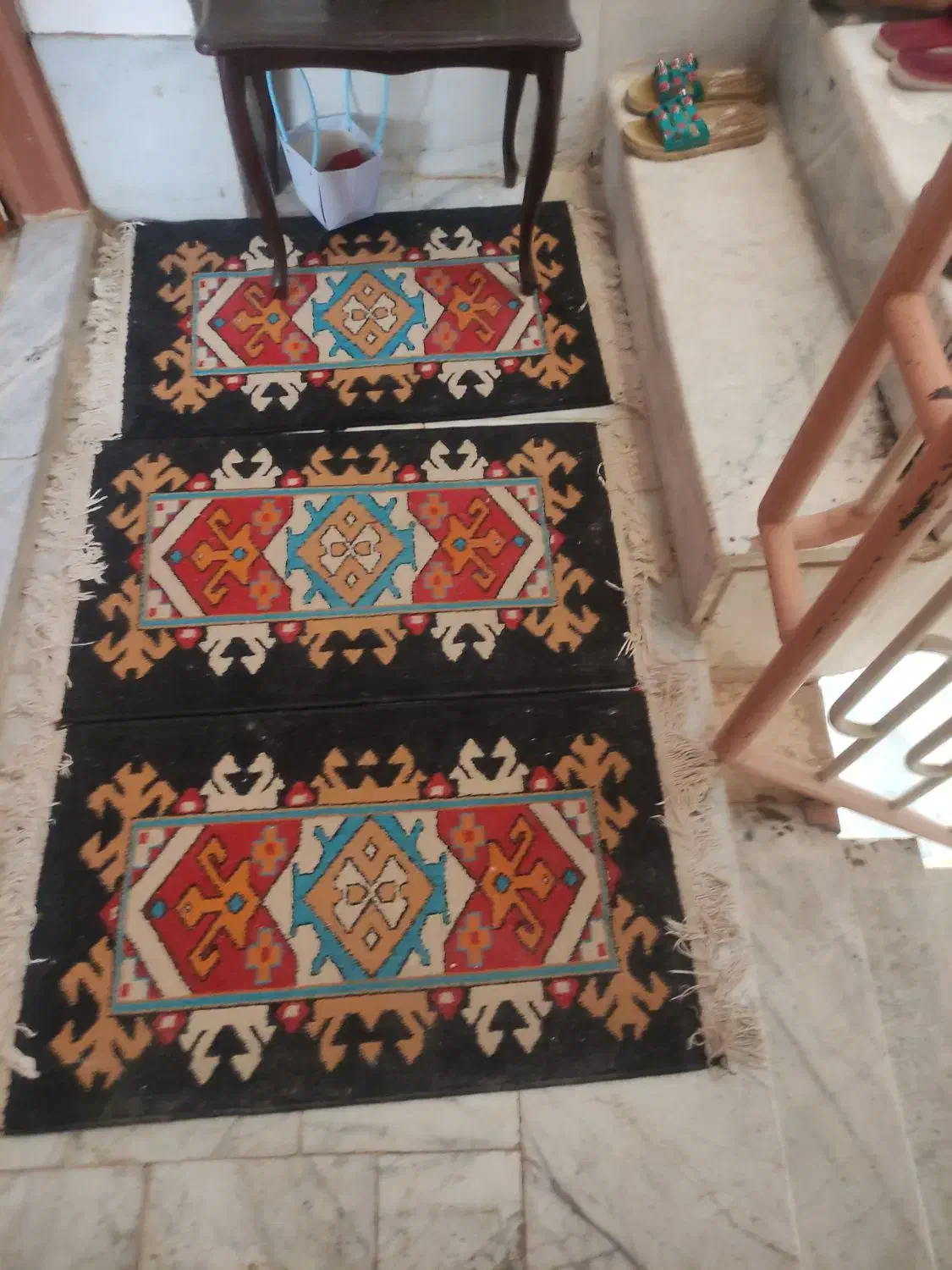 سه عدد دم فرشی|روفرشی|شاهین‌شهر, فدک|دیوار