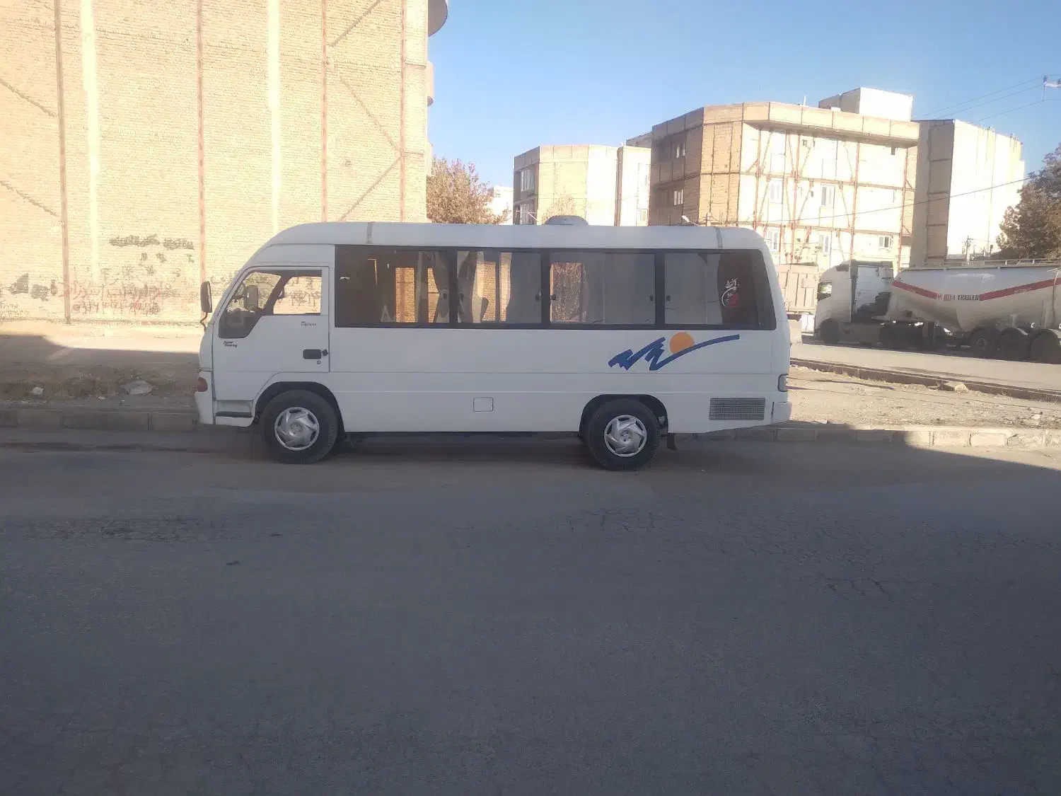 مینی بوس هیوندا|خودرو سنگین|خرمآباد, |دیوار