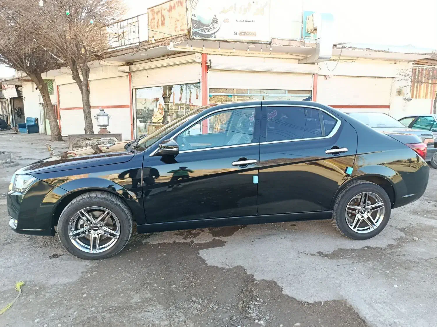 دنا پلاس ۶دنده خشک|خودرو سواری و وانت|تهران, نازی‌آباد|دیوار