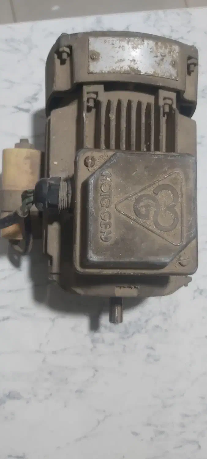 دینام کوچک موتور ژن|قطعات یدکی و لوازم جانبی|جیرفت, |دیوار