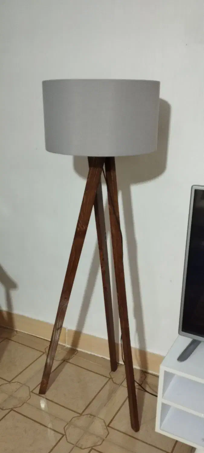 آباژور ایستاده|چراغ خواب و آباژور|اراک, |دیوار