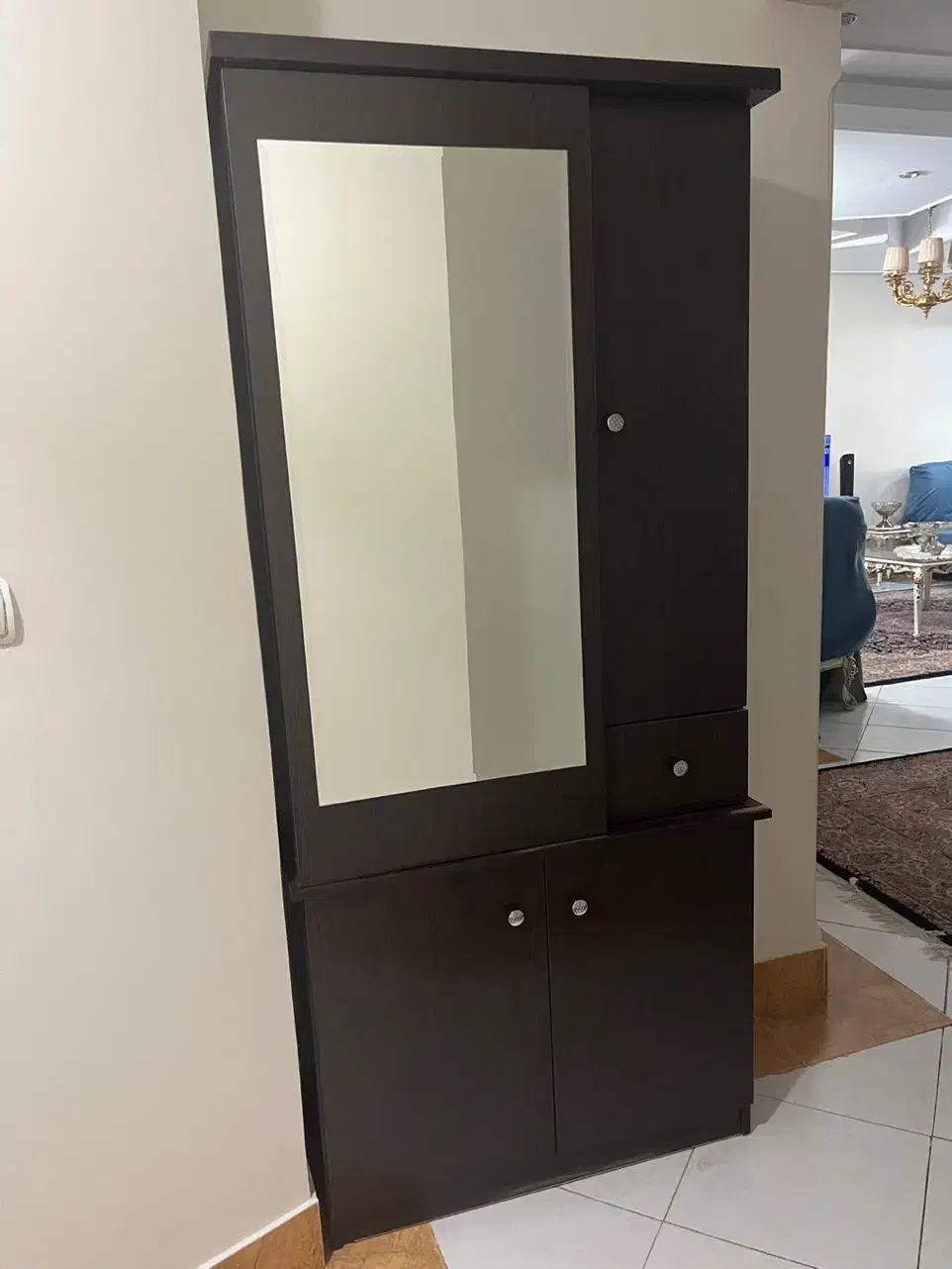 جاکفشی و جا لباسی ایستاده|جاکفشی، کمد، دراور|کرج, گلشهر|دیوار