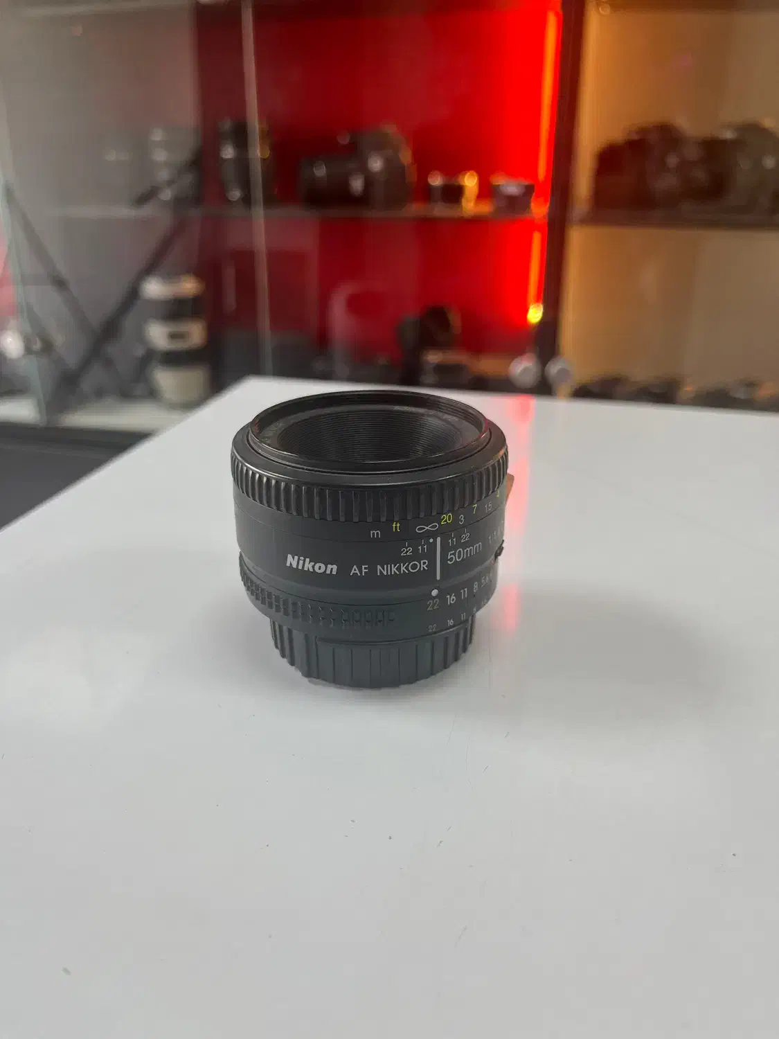 لنز نیکون nikon 50mm f1.8d تخفیف بلک فرایدی|دوربین عکاسی و فیلم‌برداری|کرج, عظیمیه|دیوار