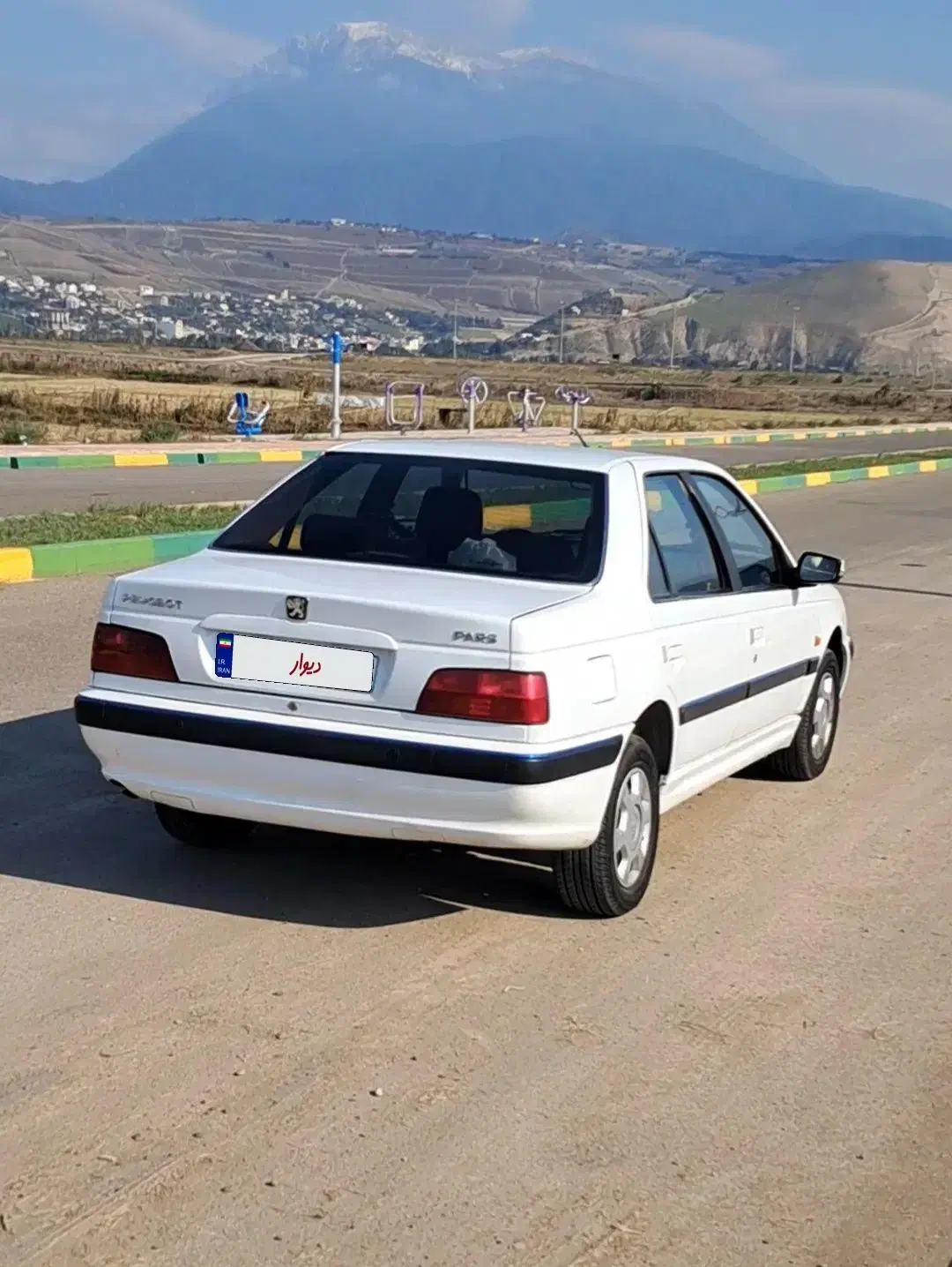 پژو پارس دوگانه مدل ۹۸ سالم و کم کارکرد|خودرو سواری و وانت|رستم‌آباد, |دیوار